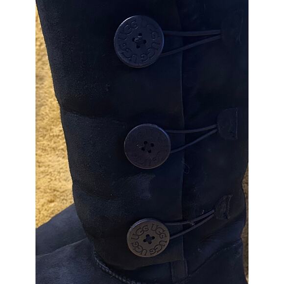 UGG Bailey Button Classic Tall Boots 3 Buttons Black Triplet Size 7 Uggs Winter - Picture 3 of 9